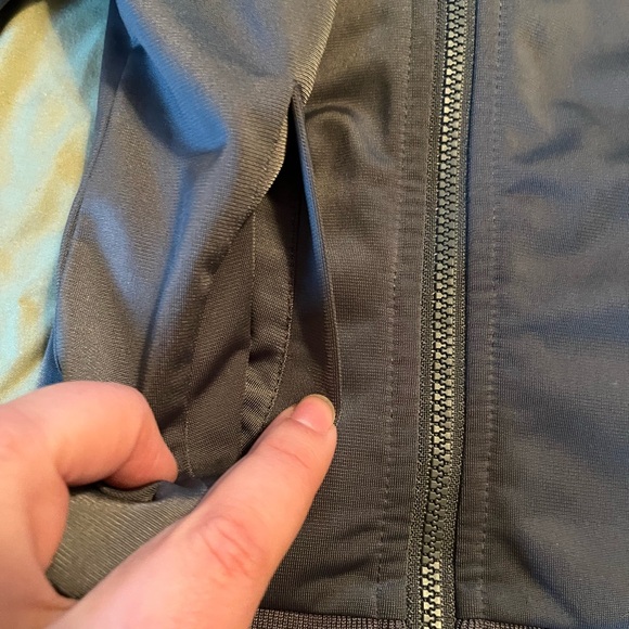 Adidas track jacket - Picture 2 of 5